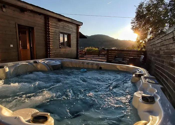 Le Chalet Jacuzzi Et Detente 4 Etoiles